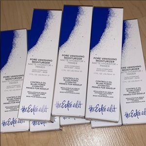The Estee pore vanishing matte primer moisturizer